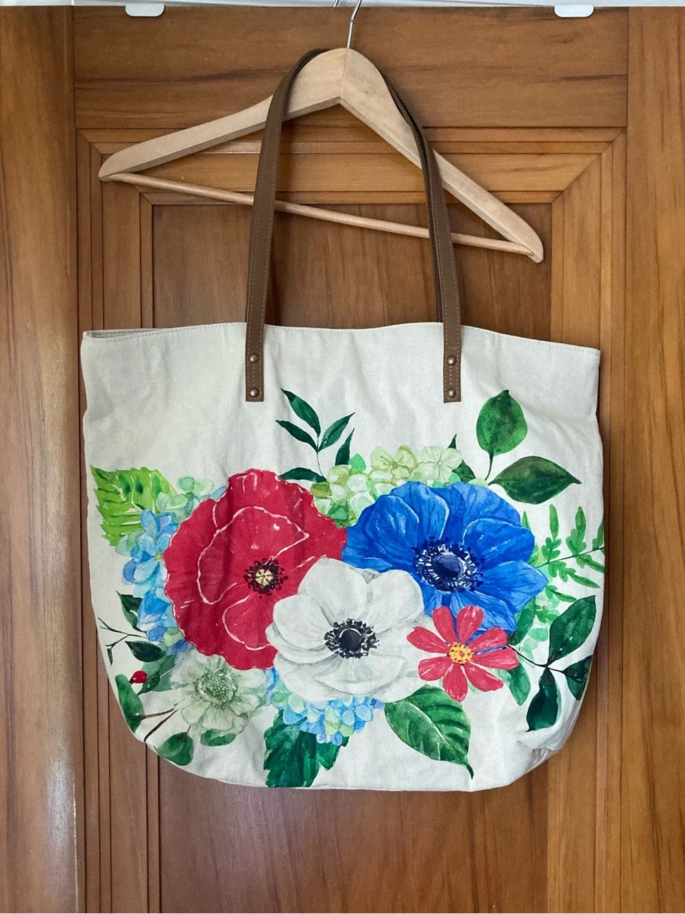 Cott n Curls / Canvas tote with flowers painted on front